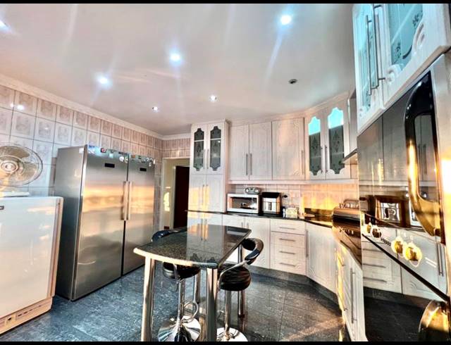 3 BEDROOM HOUSE FOR SALE IN ORIENT HEIGHTS